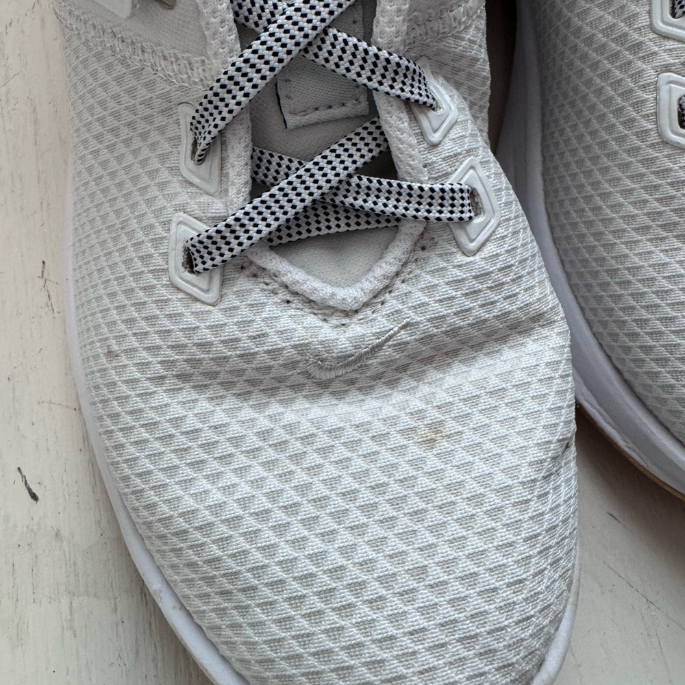 Women's Airmax White and Leopard Print Sneakers - Picture 9 of 10